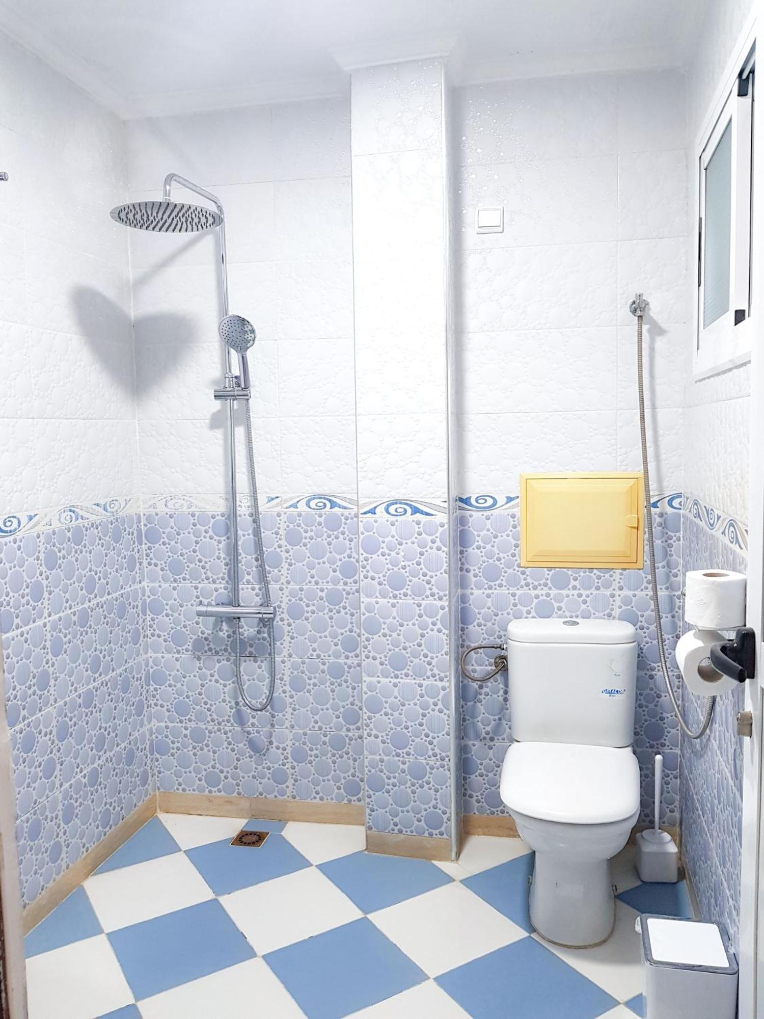 Mira Appartement -Lovely, Tidy & Close To Beaches And City Center Al-Ḥoseyma Esterno foto