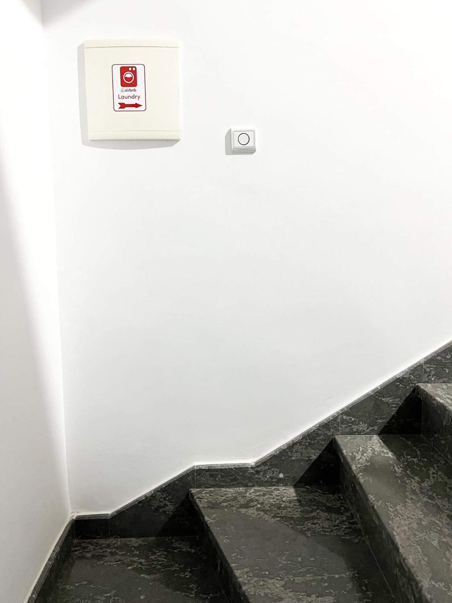 Mira Appartement -Lovely, Tidy & Close To Beaches And City Center Al-Ḥoseyma Esterno foto